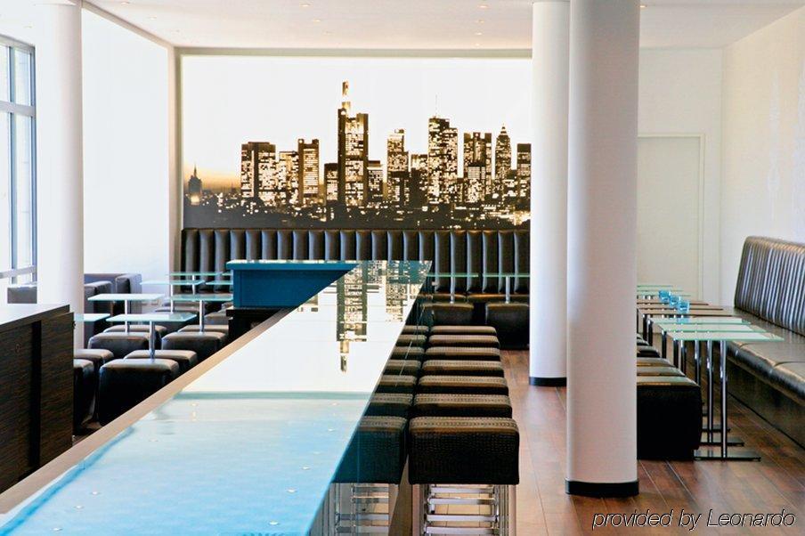 Motel One Frankfurt-Eastside Frankfurt nad Menem Zewnętrze zdjęcie