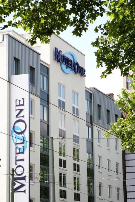 Motel One Frankfurt-Eastside Frankfurt nad Menem Zewnętrze zdjęcie